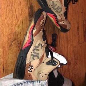 Air Jordan 5 supreme camo